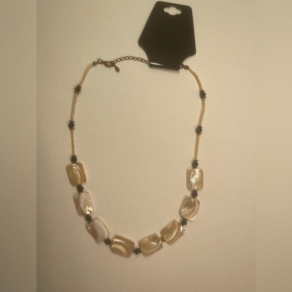 Imitation Vintage Mother of Pearl and Black Beaded Necklace -  Costume Jewelry